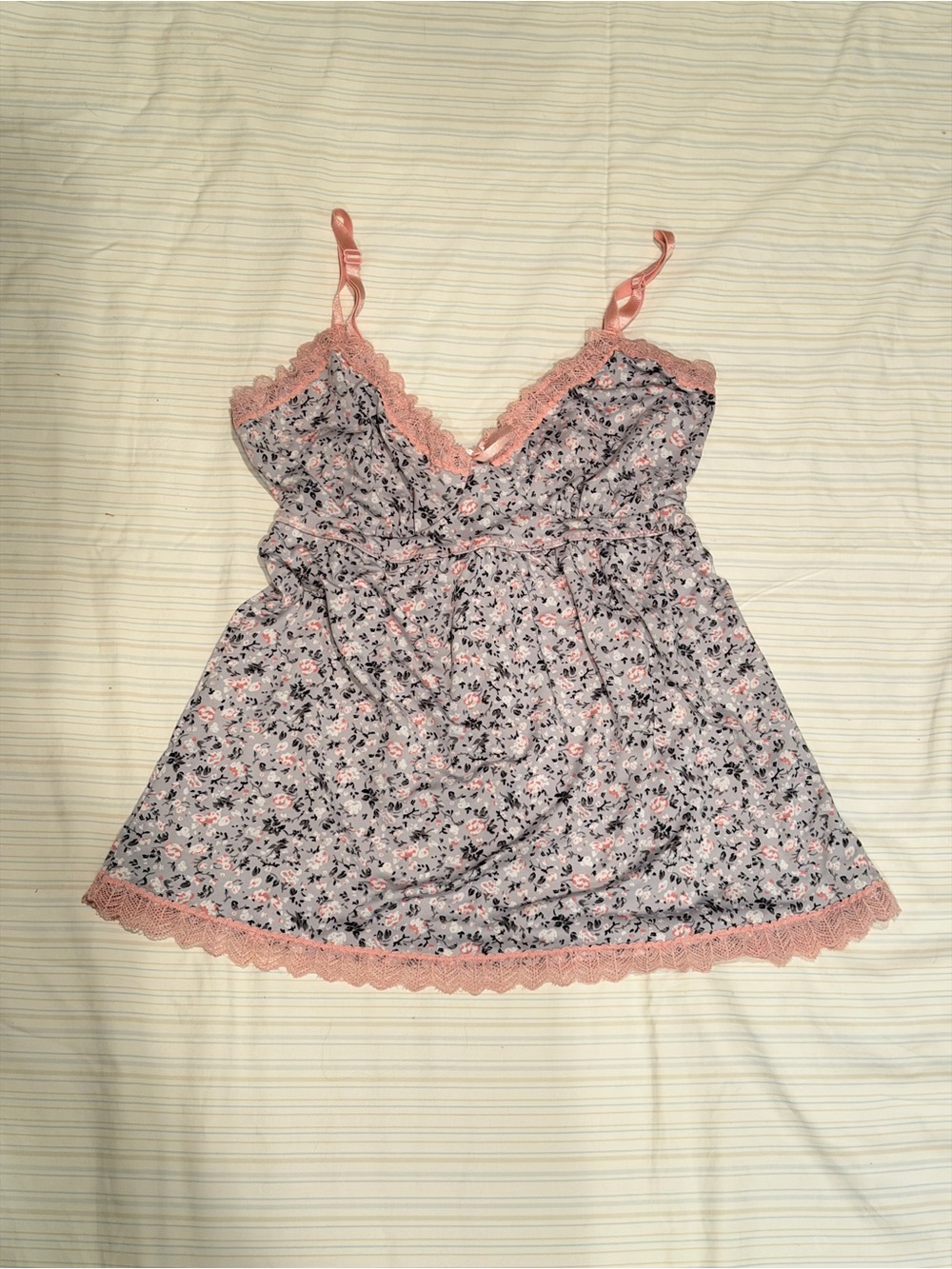 Marilyn Monroe Punk Gray Floral Rank Top size Small
